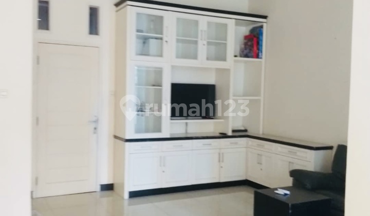 Rumah Cantik Dalam Cluster Nempel Bintaro Jaya