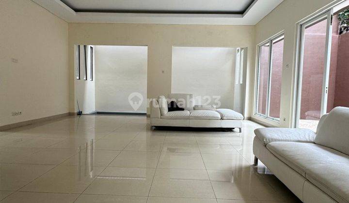 Dijual Rumah Siap Huni di Kebayoran Height Bintaro Jaya 2