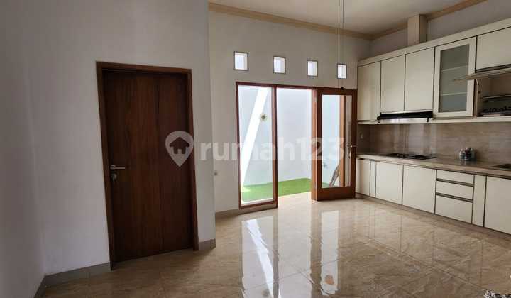 2-storey ready-to-occupy house within a cluster in Graha Bintaro