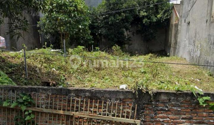 Plot in the Haji Nawi street complex in Kebayoran Baru Plot in the Haji Nawi street complex in Kebayoran Baru