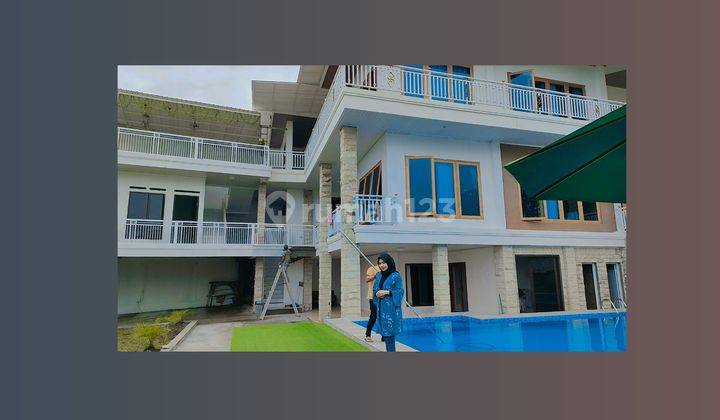 Disewakan villa 3 lantai Mewah Puncak Bogor 12