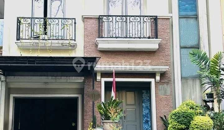 Rumah Bagus Shm Cluster Crystal Summarecon Serpong