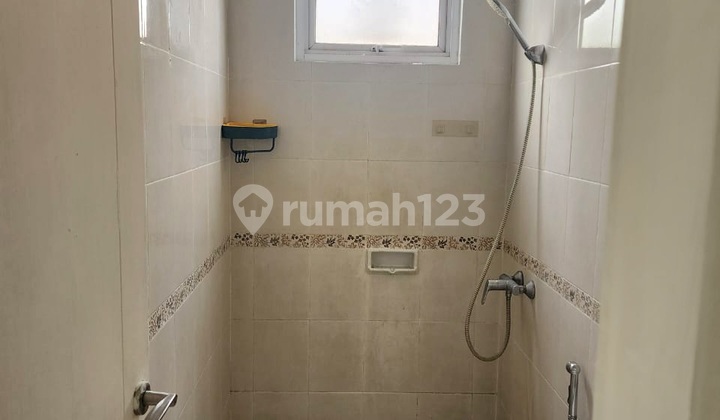 Rumah 2 Lantai Bagus Semi Furnished Gading Serpong 2