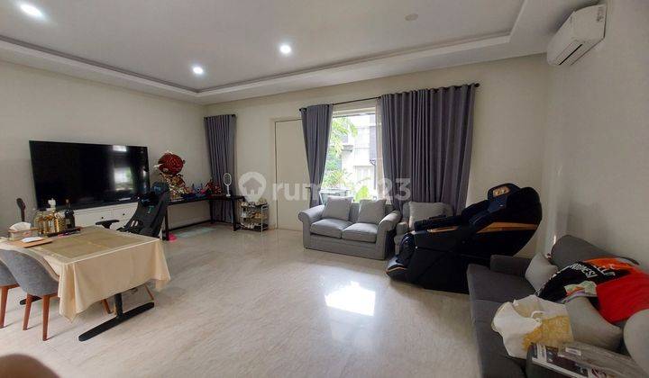 Dijual Rumah Di Di Mozart Symphonia Sumarecon Serpong Bagus 2