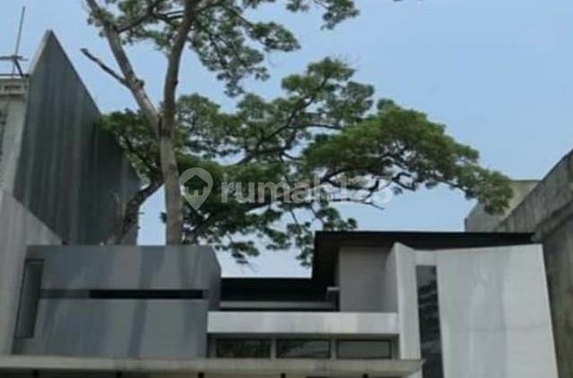 Turun Harga, Ada Kolam Renang! Rumah Mewah Di Emerald Cove Gs 2