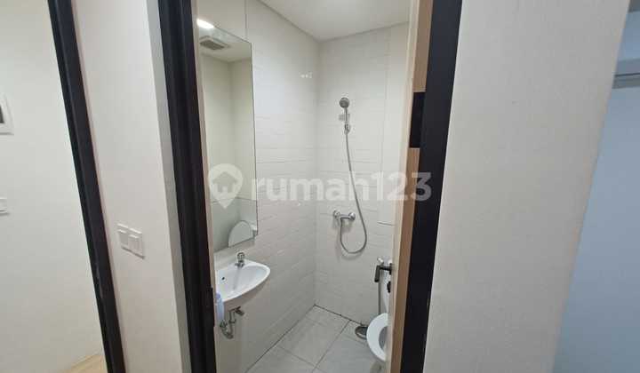 Semi Furnished Rumah Cluster Cendana Lippo Karawaci Tangerang 2