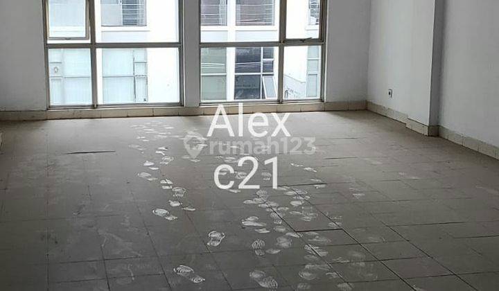 Di Sewakan Unit Ruko 3 Lantai Di Area Sudirman 9