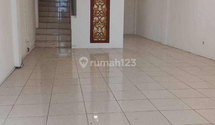 Disewa Ruko Ideal 2 Lantai Kemang Selatan 1
