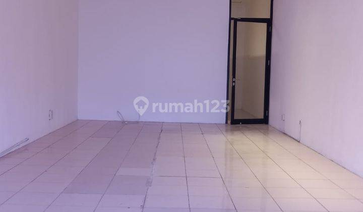 Disewa Ruko Ideal 2 Lantai Kemang Selatan 2