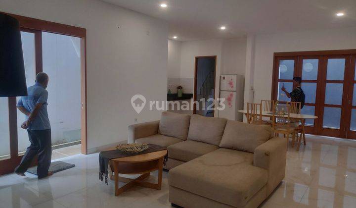 Dijual Rumah Baru Konsep Tropical Jagakarsa 1