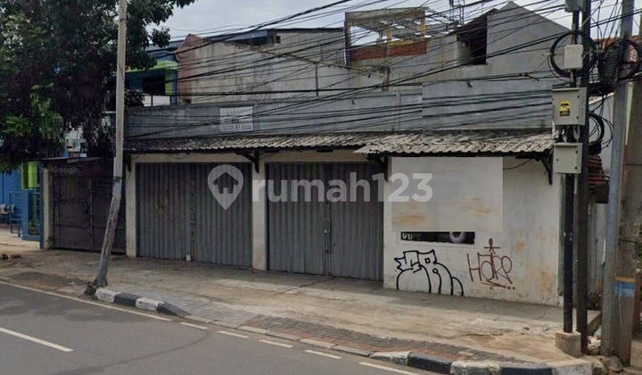 For Sale and For Rent 1 Wide Floor Shop House in Pasar Minggu, Tanjung Barat, South Jakarta 2