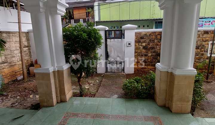 Dijual rumah di Rawa Simprug, Grogol Selatan, Kebayoran Lama, Jakarta Selatan 2