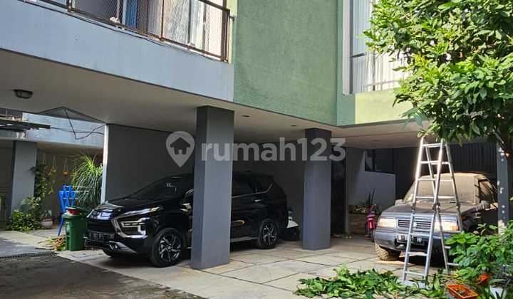 Dijual rumah cluster modern classic minimalis di Lebak Bulus, Cilandak, Jakarta Selatan Dijual rumah cluster modern classic minimalis di Lebak Bulus, Cilandak, Jakarta Selatan