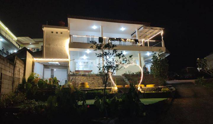 Villa Cristine disewakan di Megamendung puncak Bogor  7