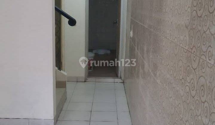 Rumah Mewah 3 Lantai Daan Mogot 3