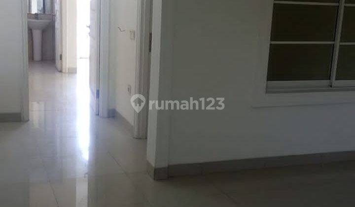 Rumah Mewah 3 Lantai Daan Mogot 4