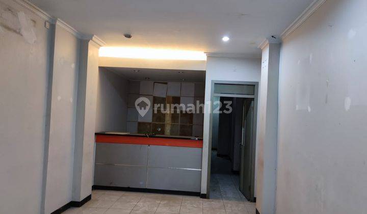 Ruko 2 Lantai Pintu Kecil Asemka 1