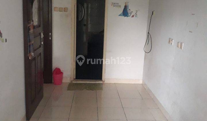 Rumah 2,5 Lantai Semi Furnished Taman Palem Lestari 7