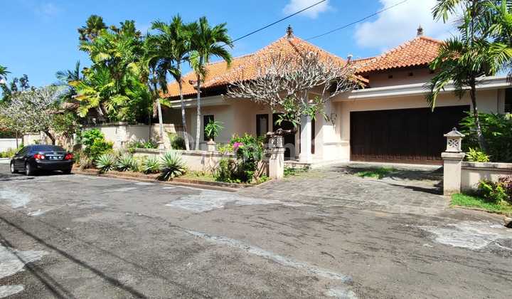 Villa Exclusive Cluster Premium Taman Mumbul Nusa Dua