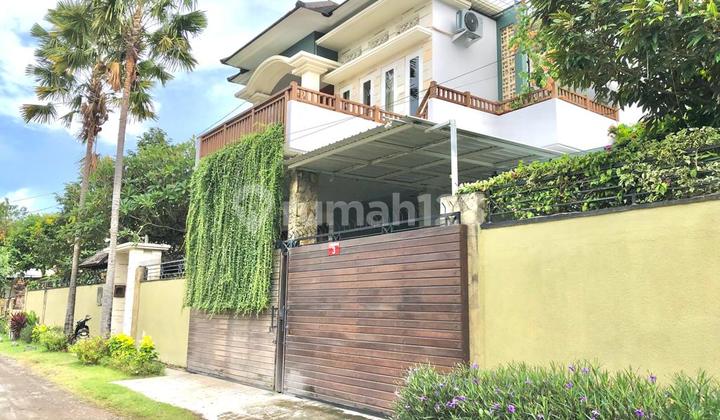 Rumah Mewah Kawasan Premium Jl Tukad Badung Denpasar