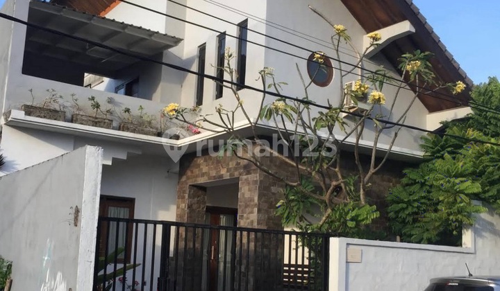 For Rent Cozy Strategic House in Kori Nuansa Jimbaran Housing