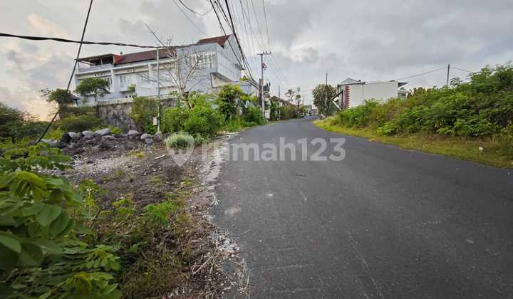 Cheap Land in Villa Environment Bali Cliff Main Road Ungasan