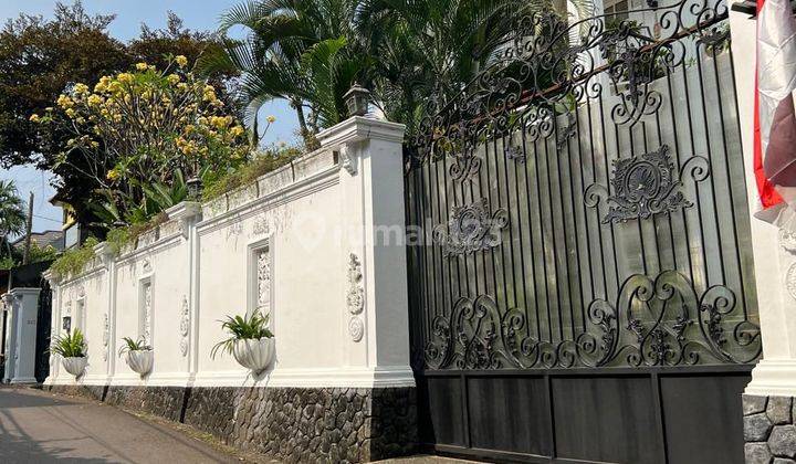 Rumah Mewah Jagakarsa Furnished Siap Pakai 3 lantai Termurah 2