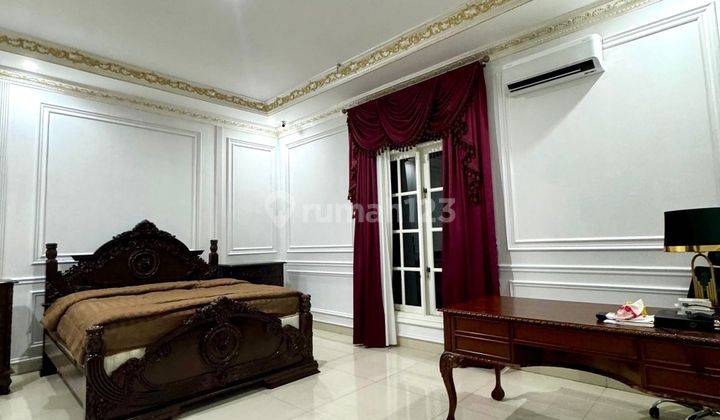 Rumah Mewah Jagakarsa Furnished Siap Pakai 3 lantai Termurah 24