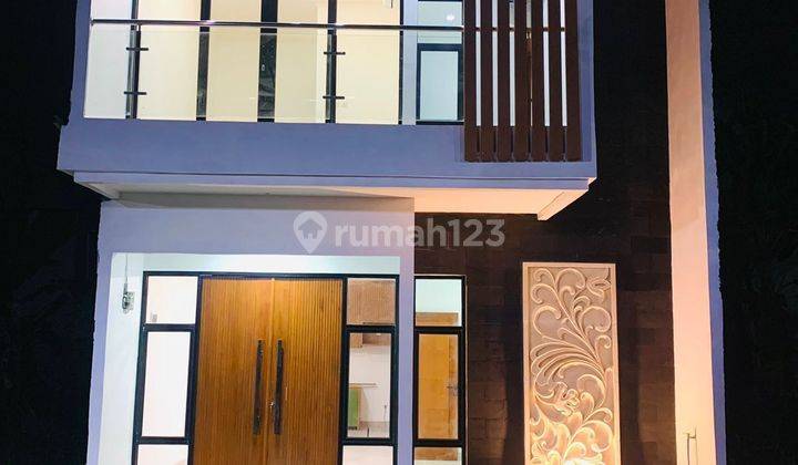 Rumah modern design bali selangkah dari stasiun lrt cikunir  1