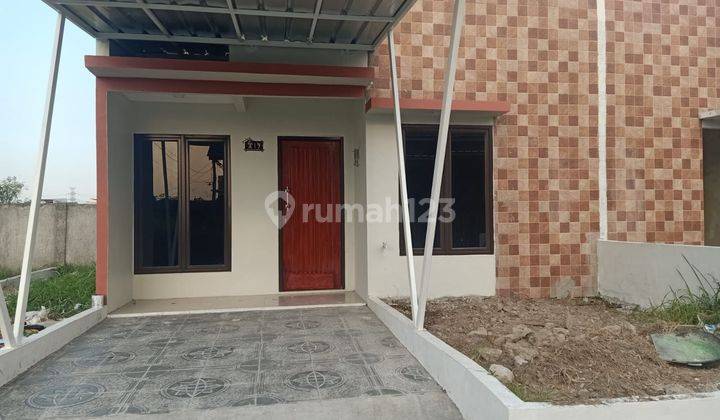 Rumah murah di bekasi selangkah dari stasiun krl Cikarang  1