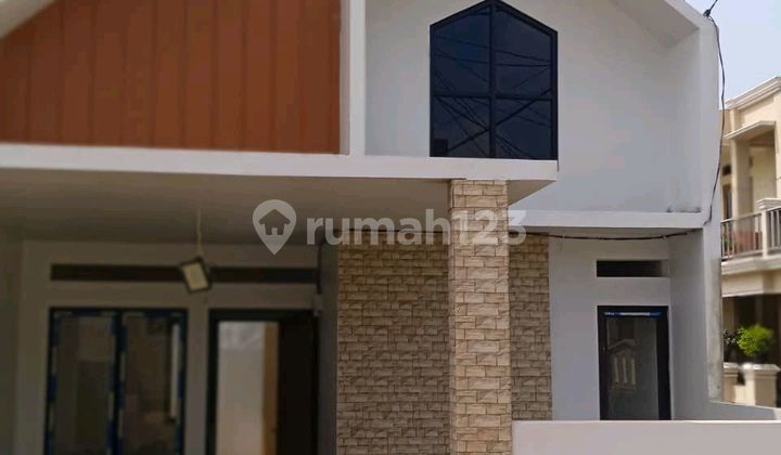 Affordable 1-Story House A Step Away from Jatiwarna Toll and Flood-Free. 2