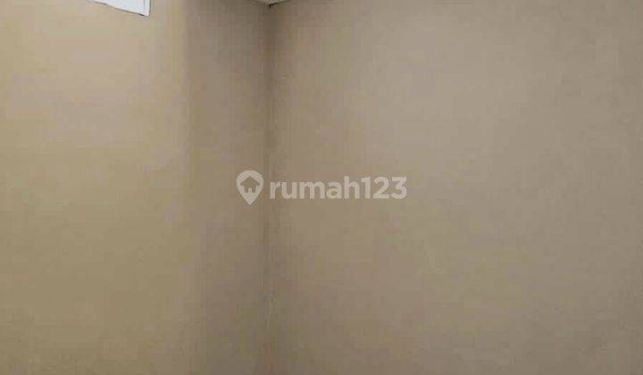 Rumah Nyaman Terawat di Taman Holis 2 Lantai 1