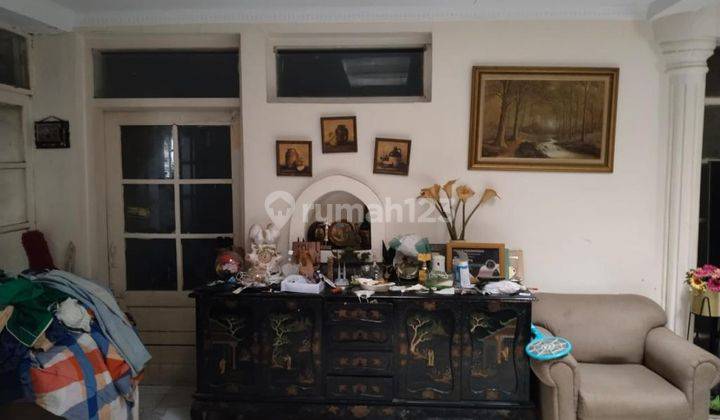 For Rent Rumah Modern 2 Lantai Hook di Surapati 4