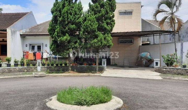 For Rent Rumah Modern Minimalis di Singgasana Pradana 3