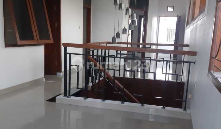 For Rent Or Sale Rumah Modern di Pasir Luyu Bandung 6