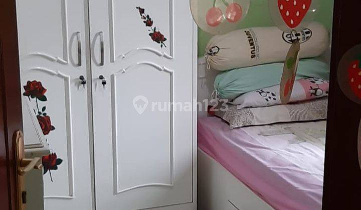 For Sale Rumah Strategis di Gunung Batu 2 Lantai 4
