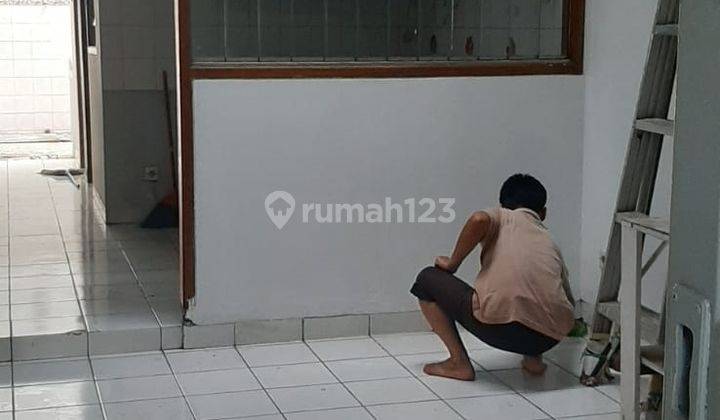For Rent Rumah Cantik Minimalis di Singgasana Pradana 4
