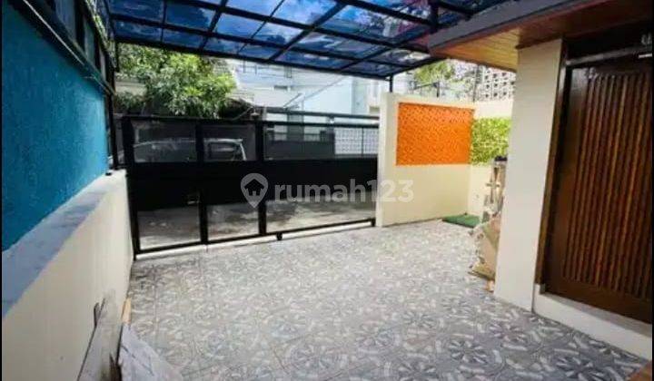 Rumah Cantik Minimalis di Komplek Buah Batu 1