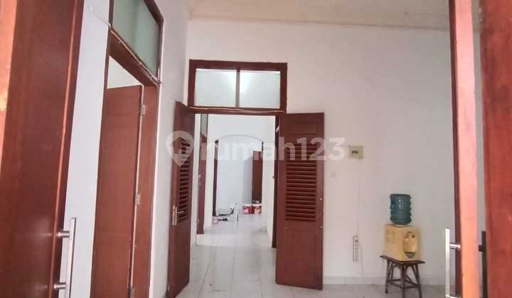 rumah besar sudah direnovasi di sayap gardujati 1