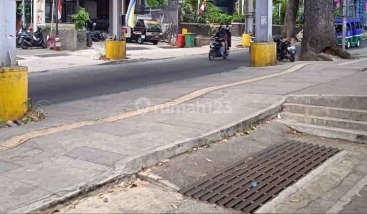 Ruko Lokasi Strategis di Mainroad Cihampelas 2