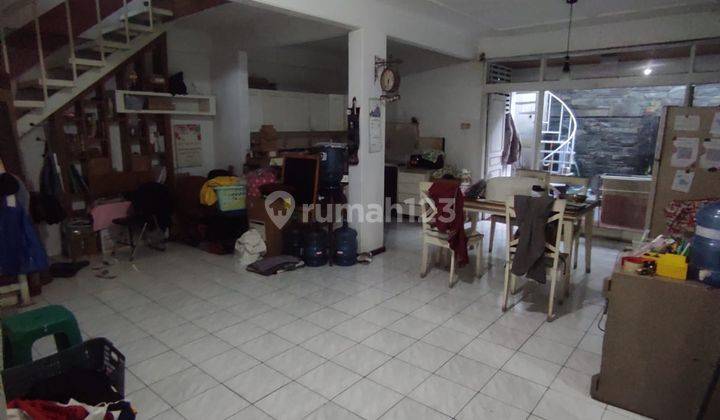 Rumah Minimalis Modern Lokasi Strategis di Sayap Buah Batu 1