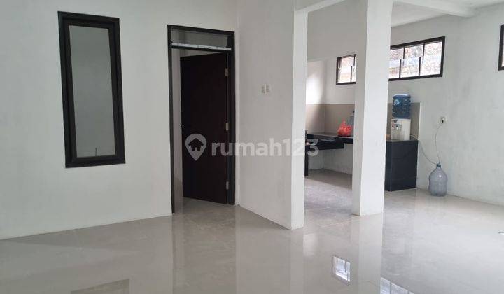 Rumah Cantik Minimalis di Kopo Permai Siap Huni 2