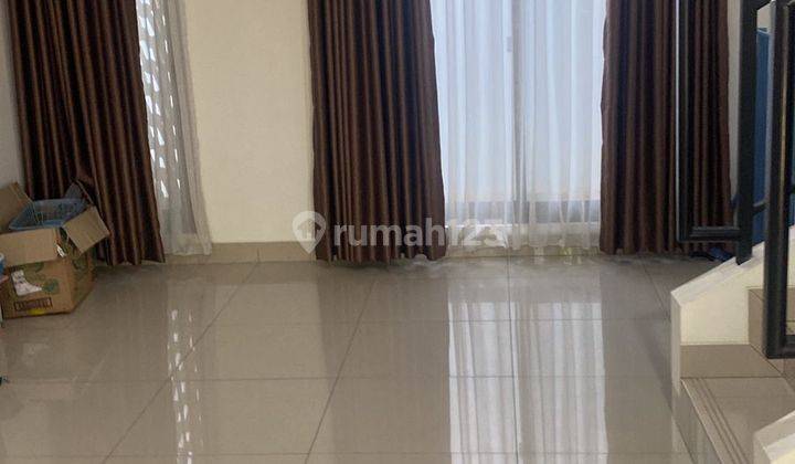 Rumah Minimalis Cantik 2 Lantai di Summarecon 1