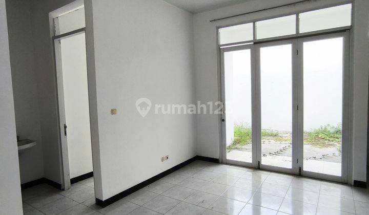 Rumah Minimalis Siap Huni di Komplek Sommerville 1