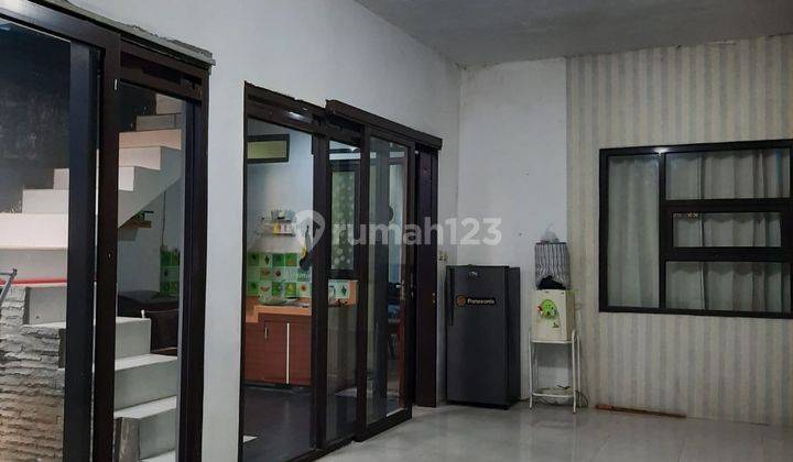 Rumah Cantik Minimalis di Perumahan Cikoneng 1