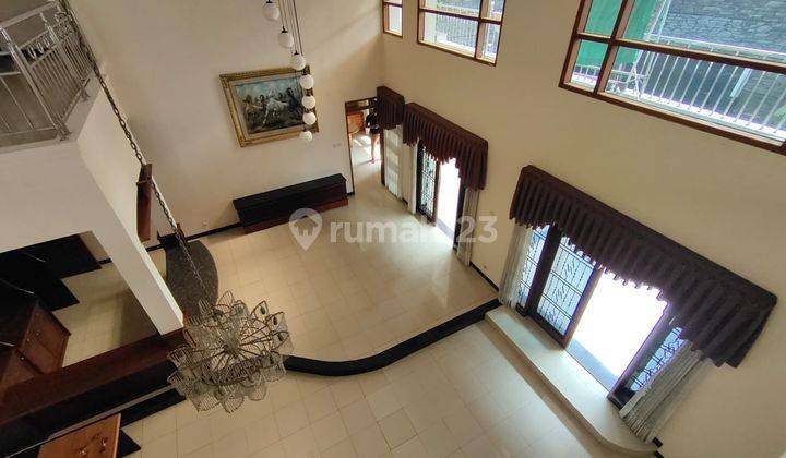 rumah luas dan lux di sayap bkr sriwijaya dan soekarno hatta 1