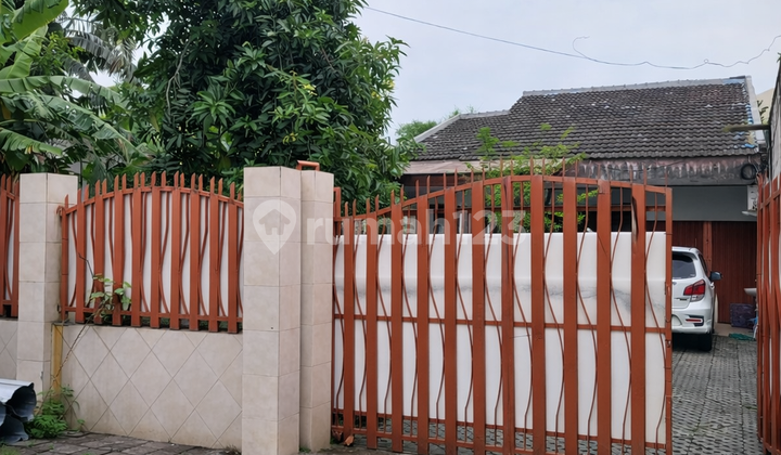 Rumah di Kembangan Jakarta Barat, Lokasi Strategis Sangat Dekat dengan Gerbang Tol Kebon Jeruk dan Gerbang Tol Meruya/Joglo dan Juga Dekat Lippo Mall Puri dan Puri Indah Mall Rumah di Kembangan Jakarta Barat, Lokasi Strategis Sangat Dekat dengan Gerbang Tol Kebon Jeruk dan Gerbang Tol Meruya/Joglo dan Juga Dekat Lippo Mall Puri dan Puri Indah Mall