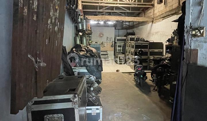 Boarding Rooms and Houses in West Surabaya, Next to Pakuwon Mall, Very Strategic Location 2