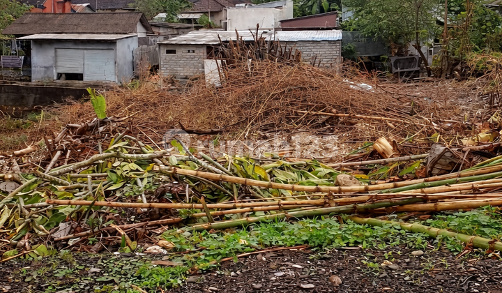 Land 202 Square Meters in North Denpasar, Strategic Location, Denpasar City, Near Lumintang Field