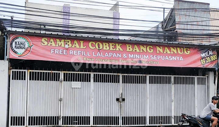 3-Story Shop House on the Side of Jl. Raya Lempung Tama No. 4, Lontar Village, Sambikerep District, West Surabaya, Strategic Location in the City Center. 3-Story Shop House on the Side of Jl. Raya Lempung Tama No. 4, Lontar Village, Sambikerep District, West Surabaya, Strategic Location in the City Center.